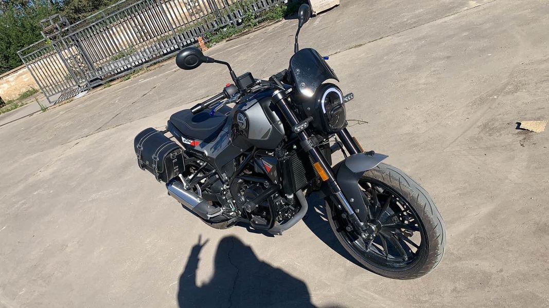 二手贝纳利幼狮 Leoncino 250