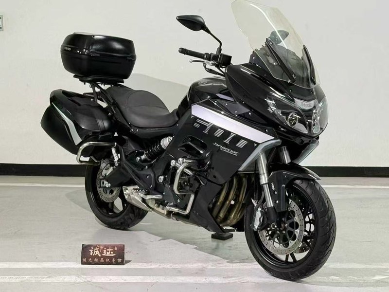 二手贝纳利600GC