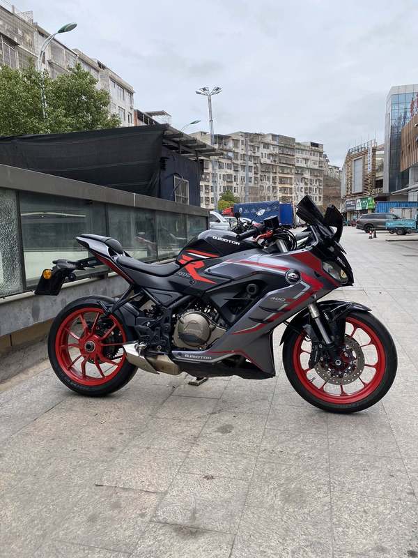 二手QJMOTOR赛400