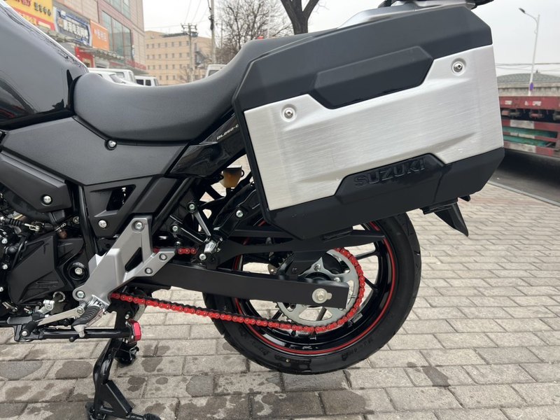 二手豪爵铃木DL250