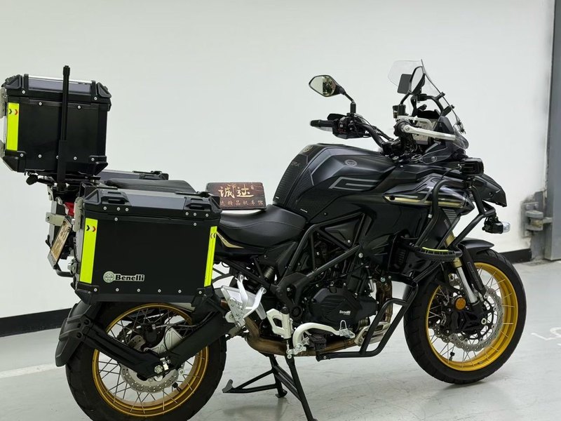 二手贝纳利TRK552