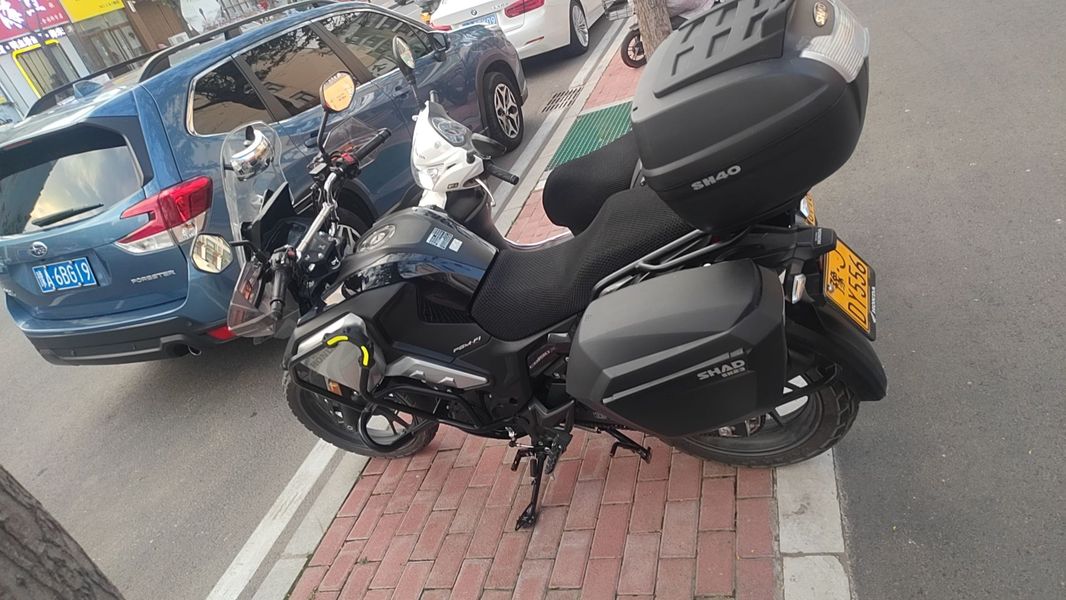 二手五羊本田猛鸷 CB190X