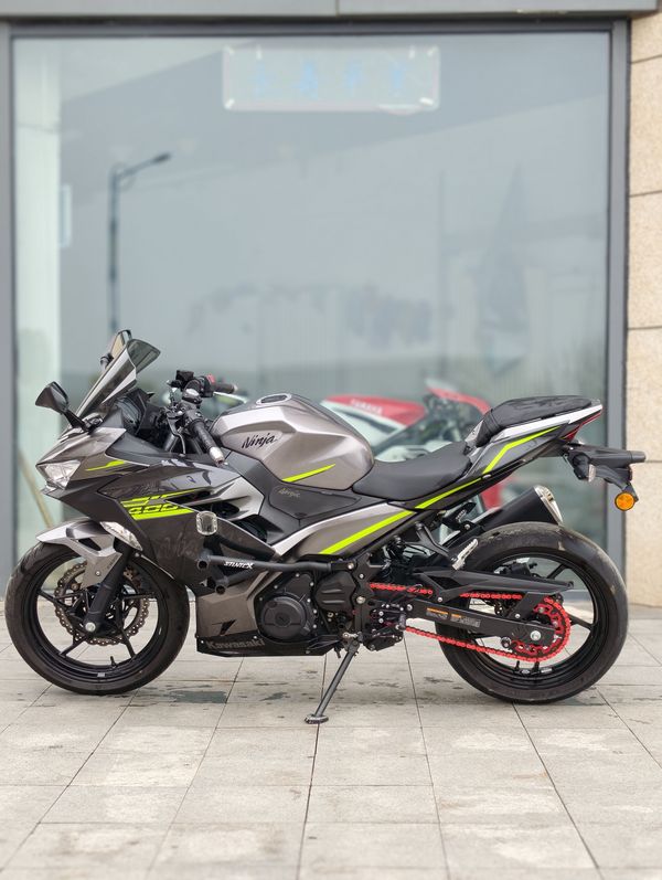 二手川崎Ninja 400