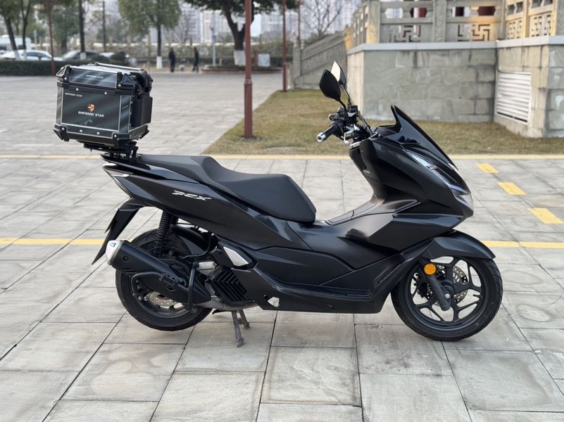 二手五羊本田PCX