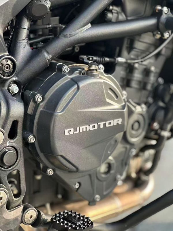 二手贝纳利TRK 902