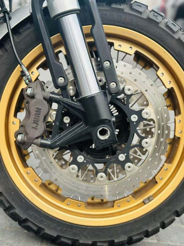 二手赛科龙RE600