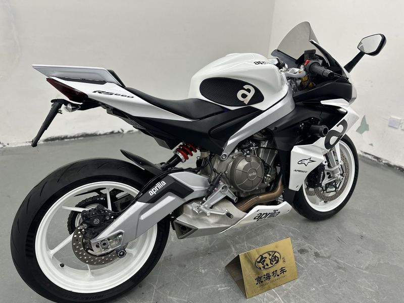 二手阿普利亚RS 660 