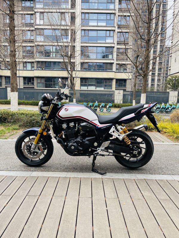 二手本田CB1300 Super Four