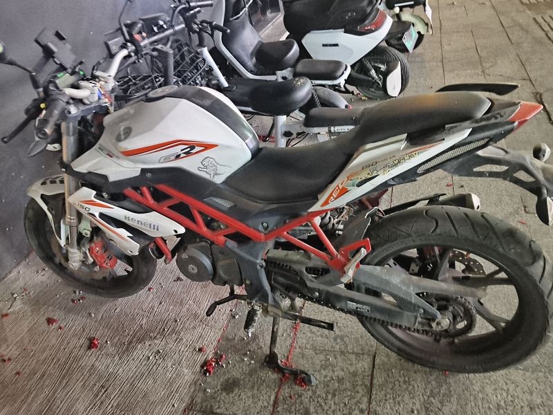 二手贝纳利红宝龙 TNT150i