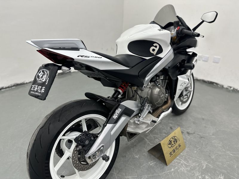 二手阿普利亚RS 660 