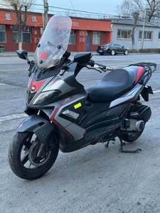 二手阿普利亚SR MAX 300