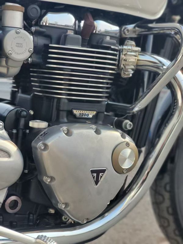 二手凯旋Bonneville T120
