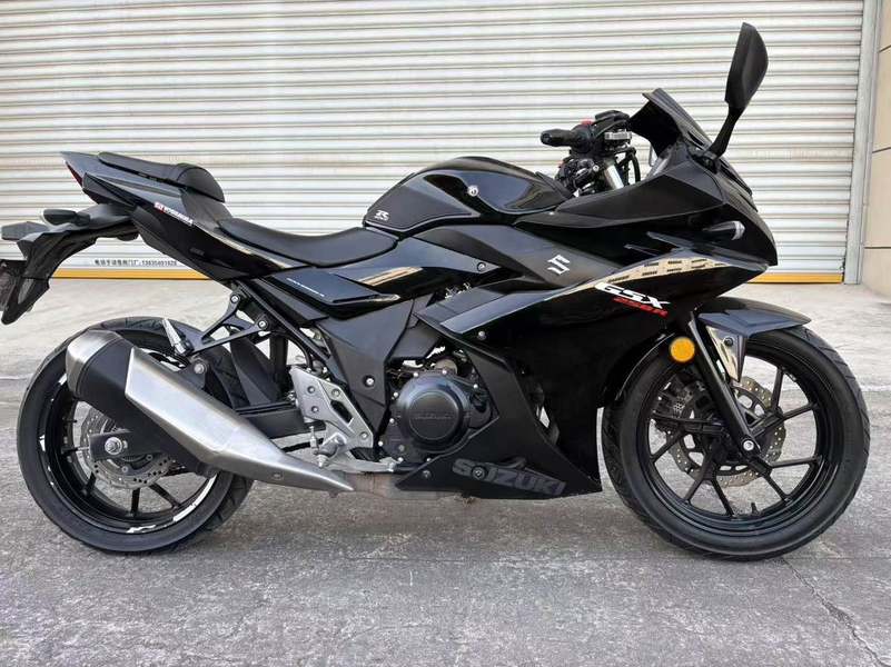 二手豪爵铃木GSX250R