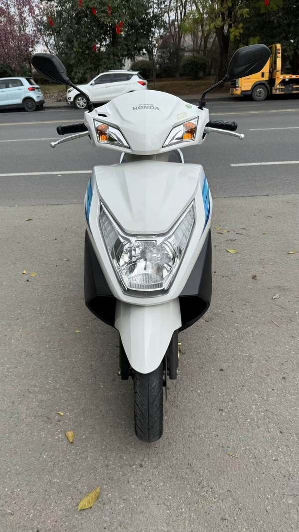 二手五羊本田Cruising 御鲨125