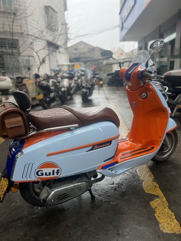 二手维多利亚Sixties 250Si