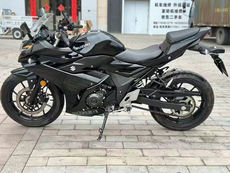 二手豪爵铃木GSX250R