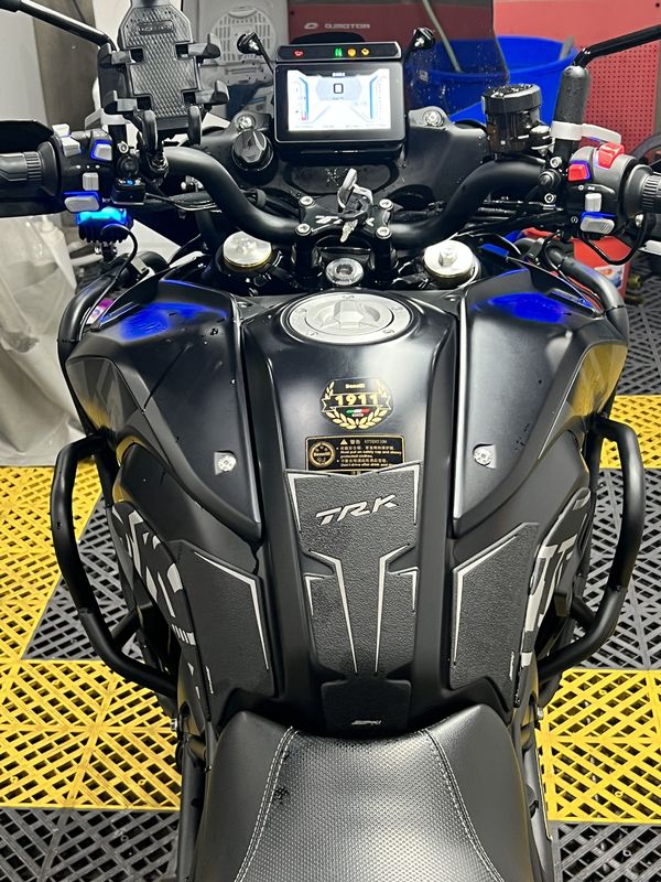 二手贝纳利TRK702