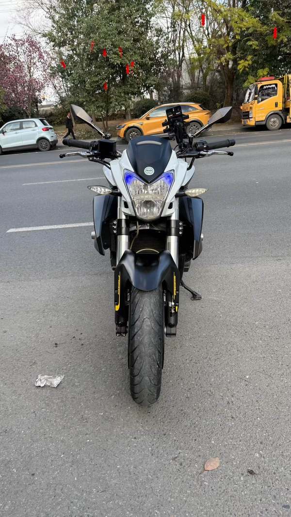 二手贝纳利TNT600i