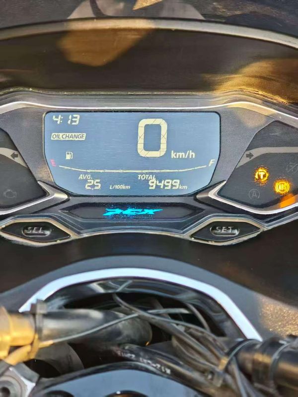 二手五羊本田PCX