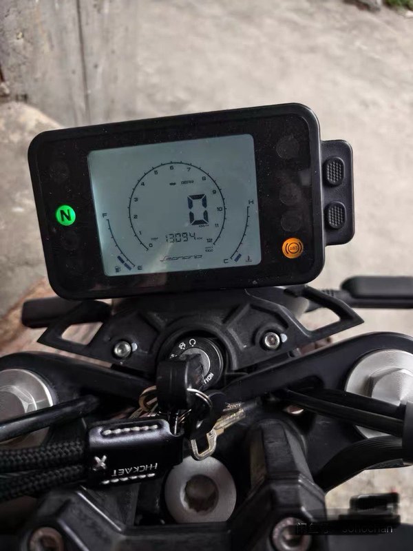 二手贝纳利幼狮 Leoncino 250