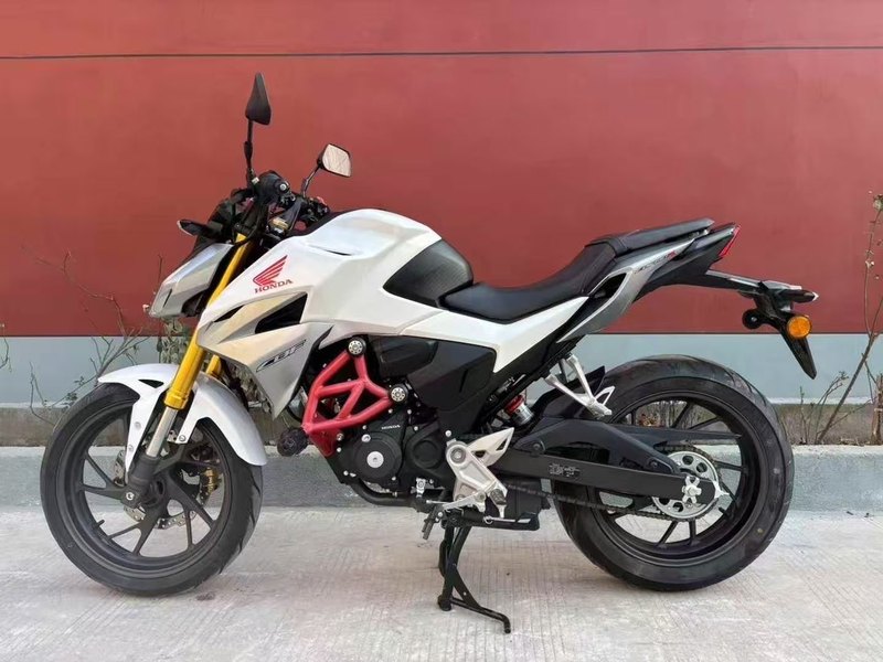 二手五羊本田CB190R 暴锋眼