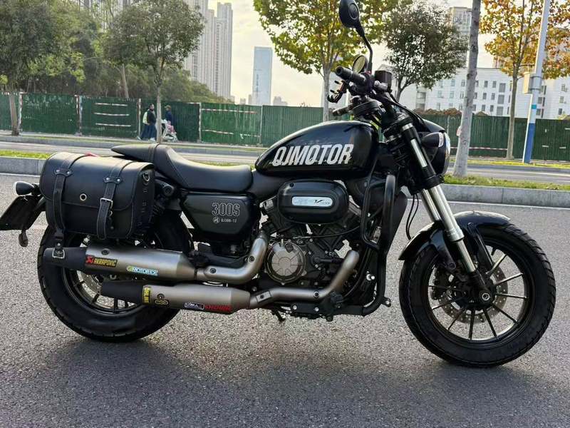 二手QJMOTOR闪300