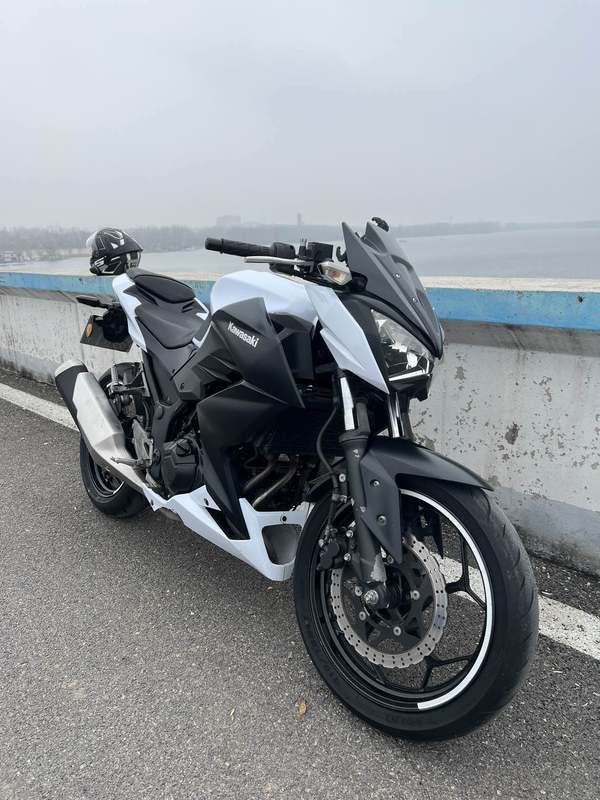 二手川崎Z 250 ABS