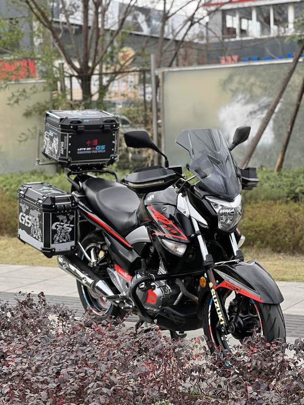 二手豪爵铃木骊驰 GW250