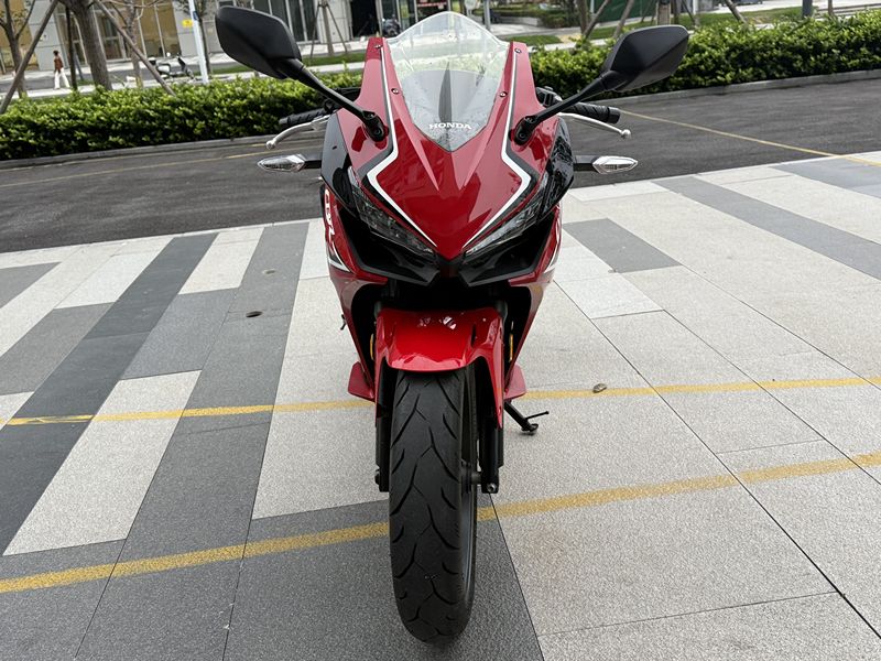 二手本田CBR400R