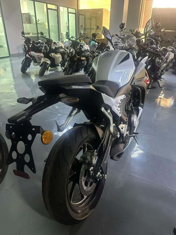 二手贝纳利龙卷风 Tornado 552R