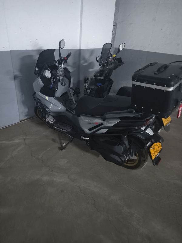 二手三阳哈士奇 Husky ADV300