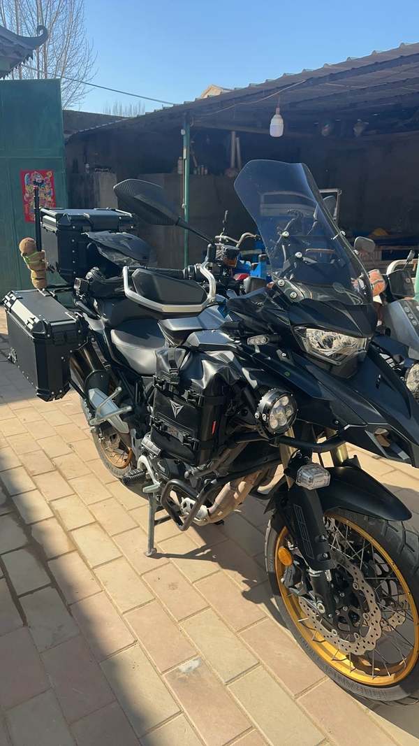 二手贝纳利TRK552