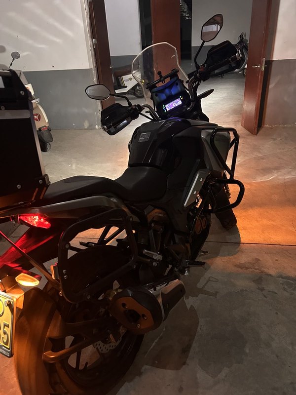 二手五羊本田猛鸷 CB190X