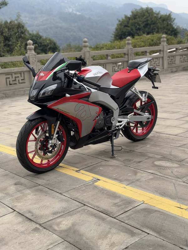二手宗申阿普利亚GPR250R