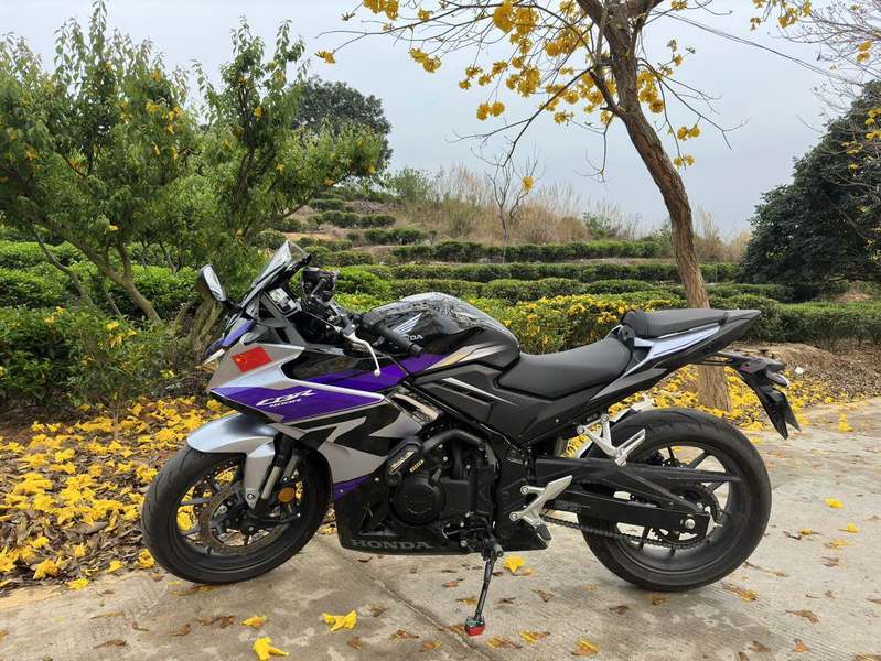 二手本田CBR400R