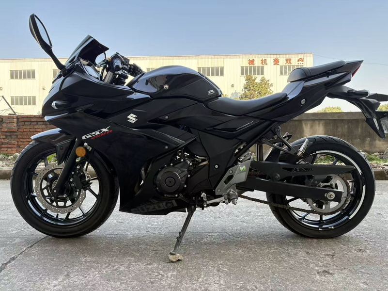 二手豪爵铃木GSX250R