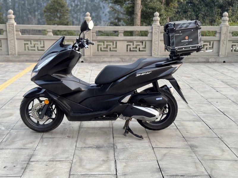 二手五羊本田PCX