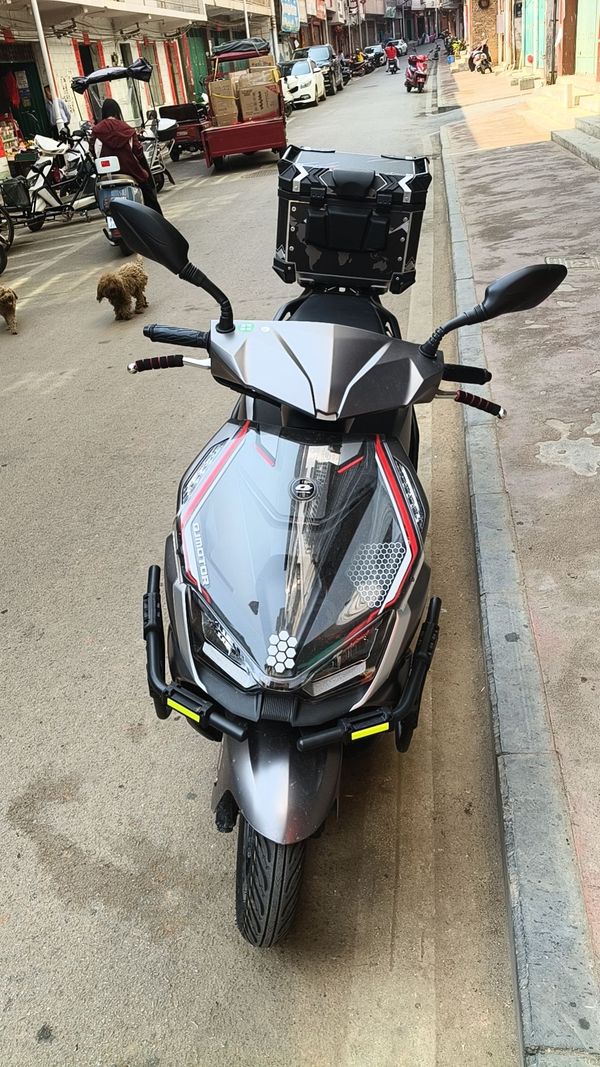 二手QJMOTOR鸿150RS