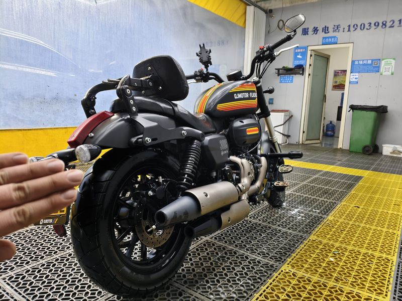 二手QJMOTOR闪300