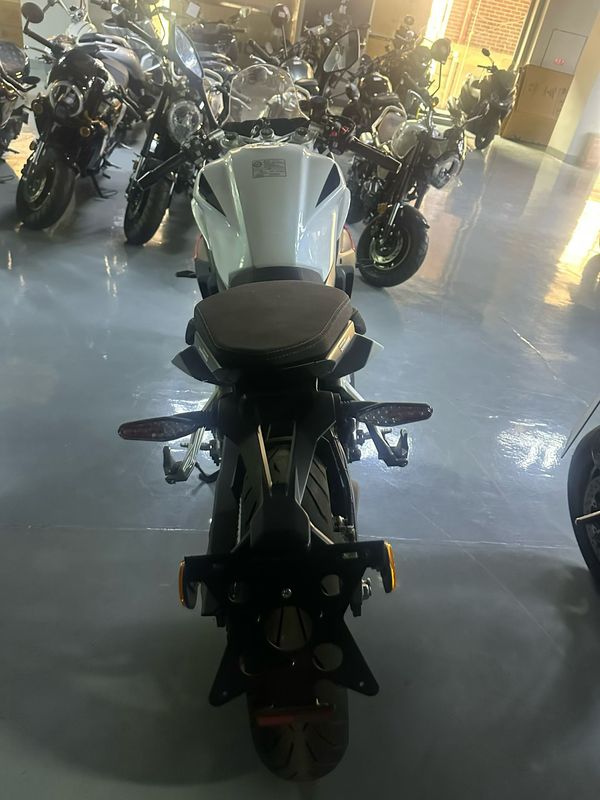 二手贝纳利龙卷风 Tornado 552R