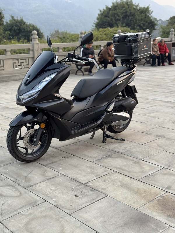 二手五羊本田PCX