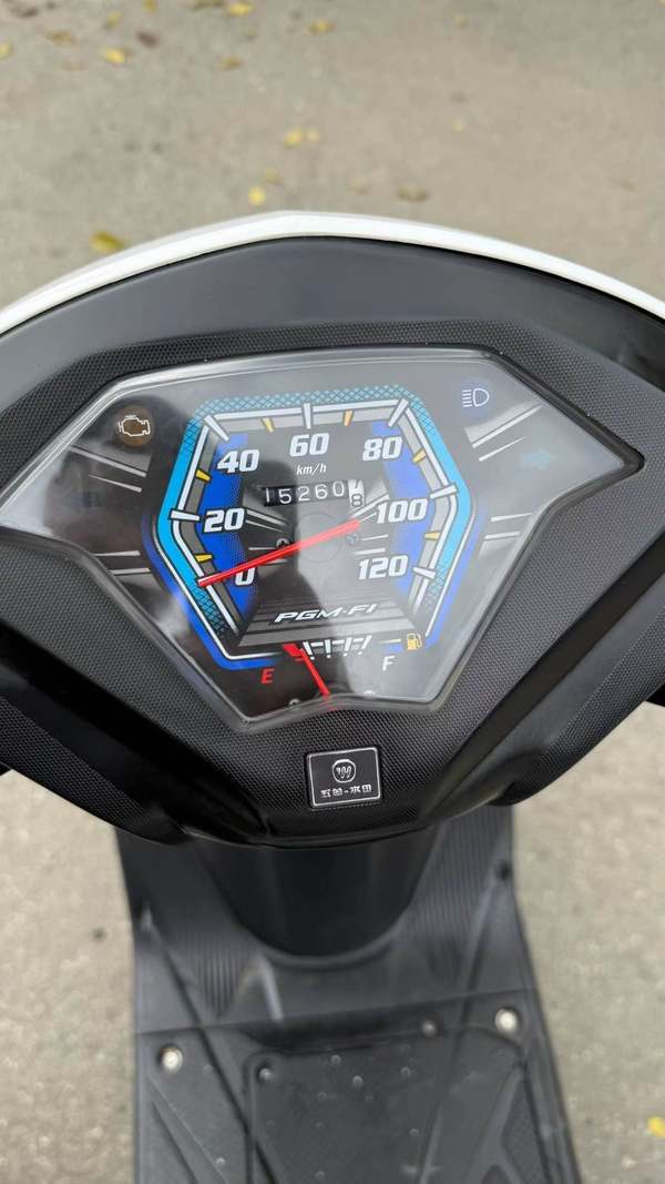 二手五羊本田Cruising 御鲨125