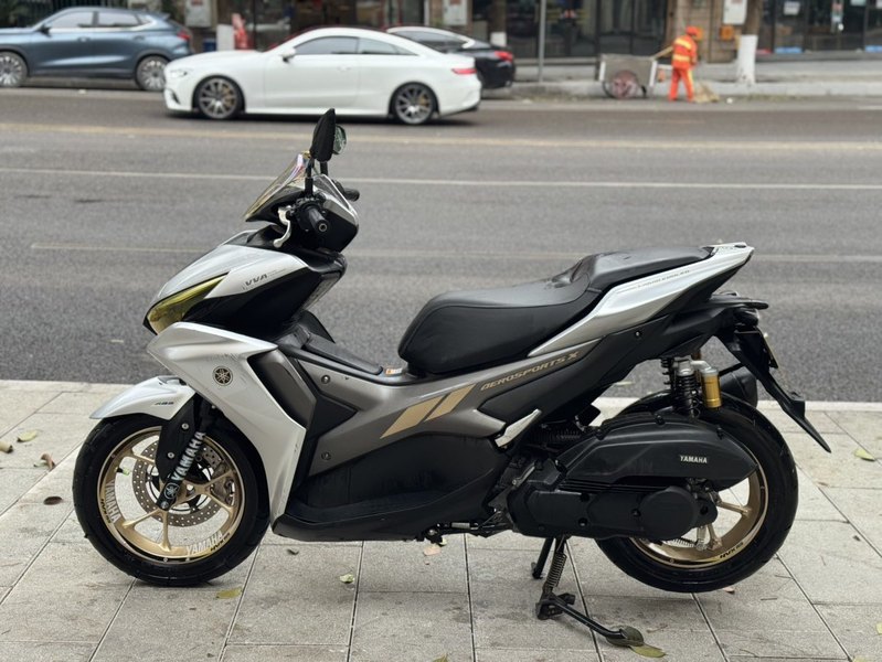 二手雅马哈AEROSPORTS X