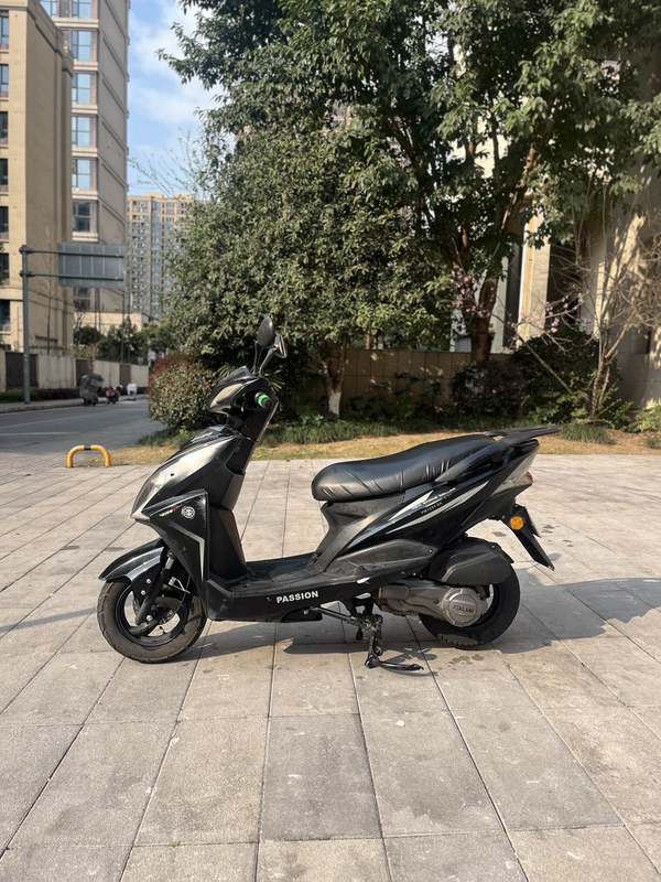 二手沃鹰王牌YW125Twoying