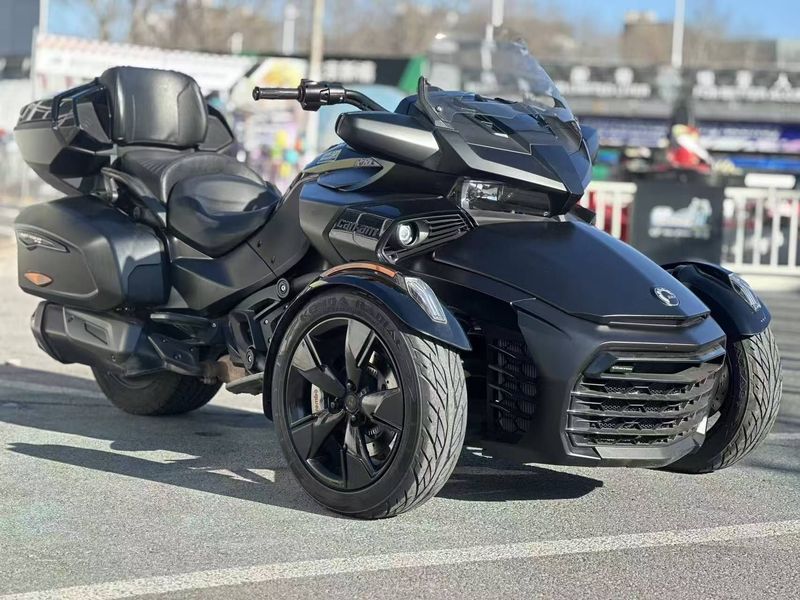 二手庞巴迪Spyder F3 