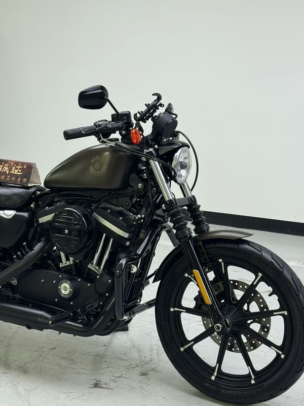 二手哈雷戴维森Iron883 硬汉