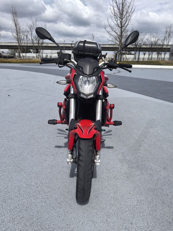 二手贝纳利红宝龙 TNT150i