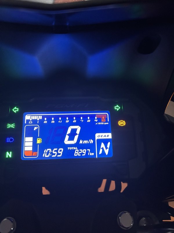 二手五羊本田猛鸷 CB190X