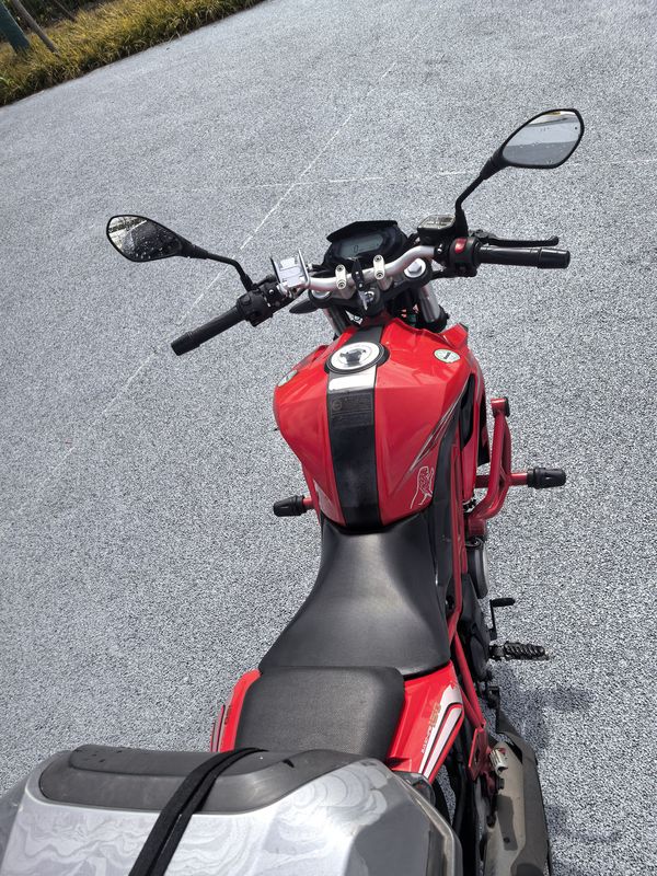 二手贝纳利红宝龙 TNT150i