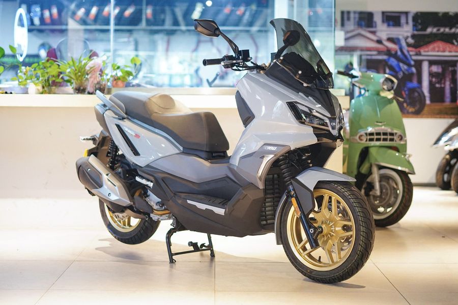 二手三阳哈士奇 Husky ADV300